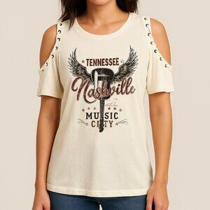 $40 NEW WITH TAGS Wild Kiss XL Nashville Tennessee Graphic Cold Shoulder Top